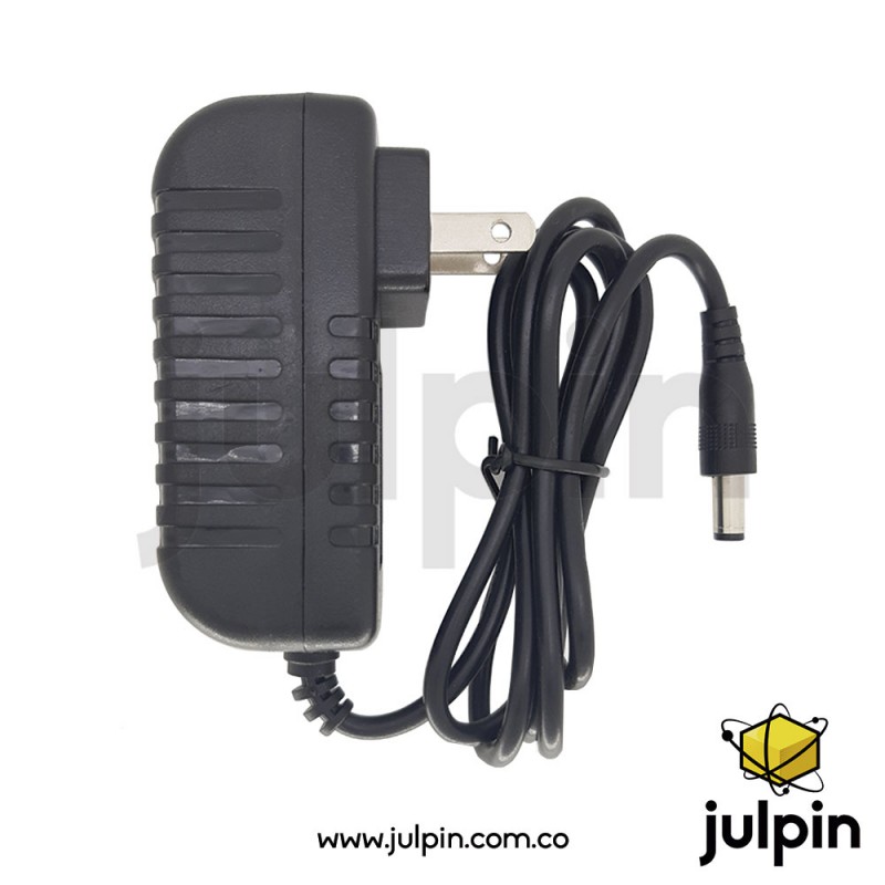 Adaptador de corriente 12V a 1500mA