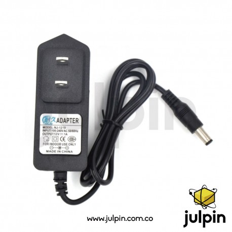 Adaptador de corriente 12V a 1A